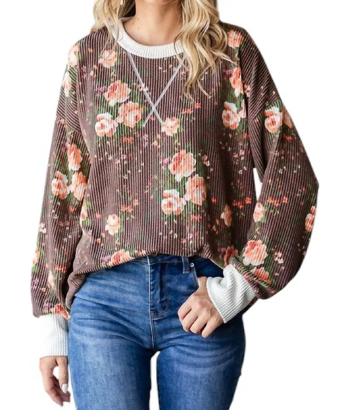 Cindy Ribbed Floral Pullover In Brown Ribbed Crew Neck