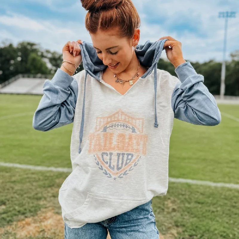 Tailgate Club Hooded Pullover Boyleg Sleeve Pullover