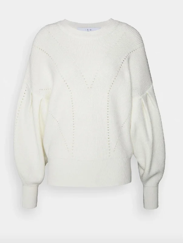 Ornica Pullover In White Crew Neck Wool